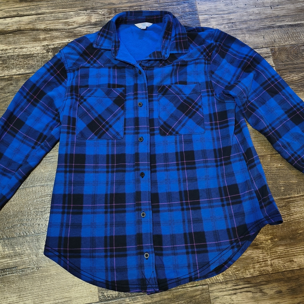 Time and Tru Womens Blue and Black Plaid Button Down Shirt